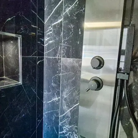 Borgo Antico Luxury Flats 로초라이